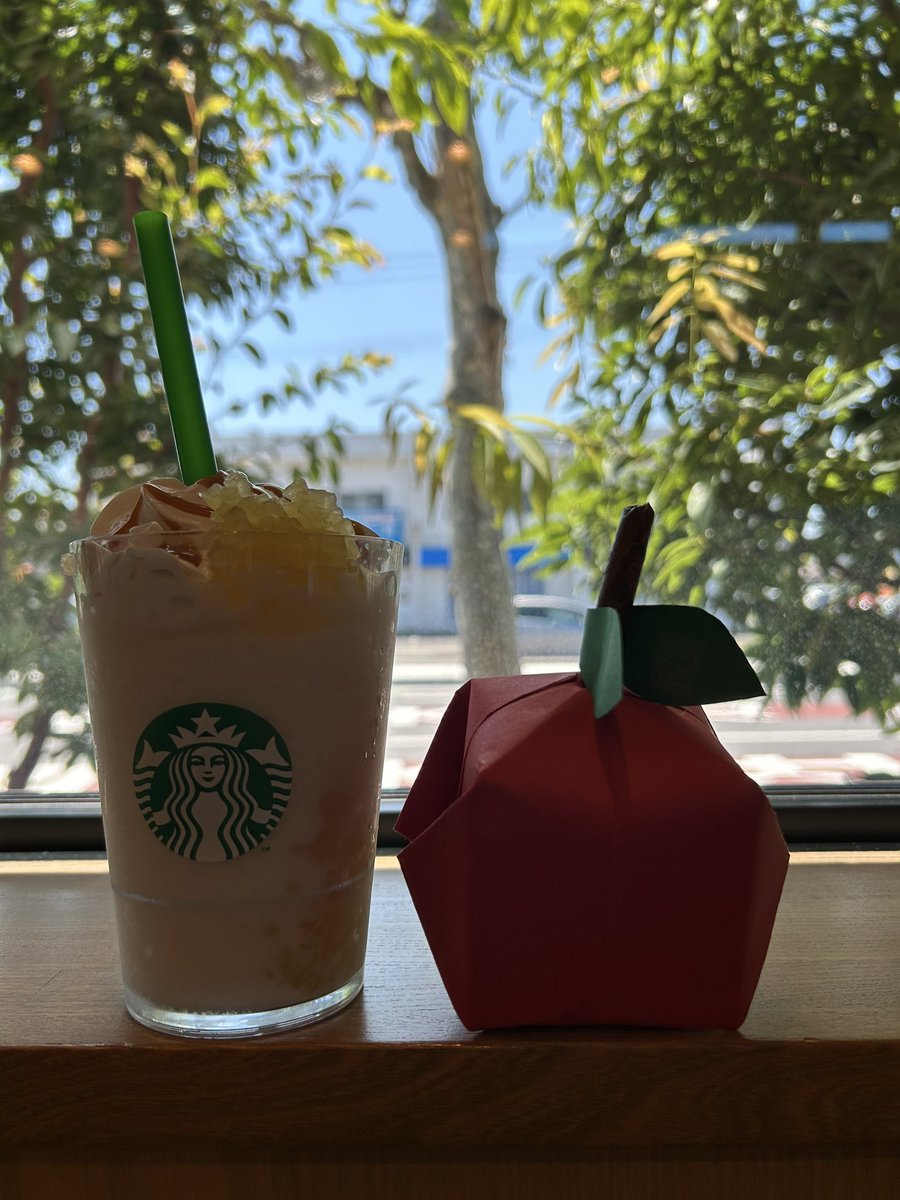 k_uooq's tweet photo. #スタバ  #青森  #リンゴ

やだらめぇ〜

チケットをくれた方
ありがとうございます！ https://t.co/pGks3q3KjO