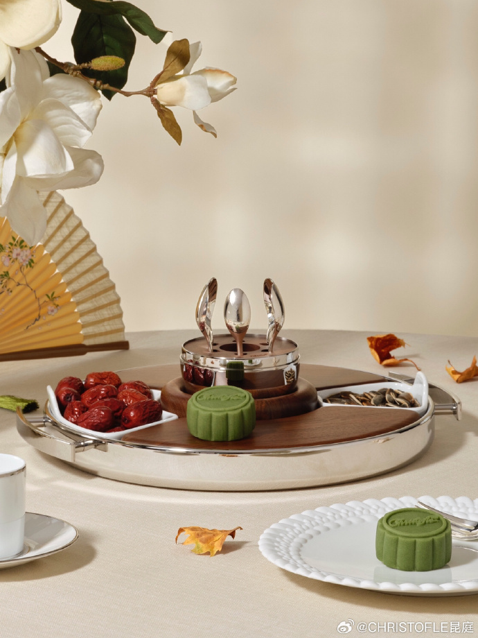 DDACKBOT's tweet photo. 中秋专属限定特餐上线！月餅造型的甜品組配鮮甜桂花茶，一口嘗盡團圓香，限時預訂從速～， https://t.co/uYtHFUuvsU