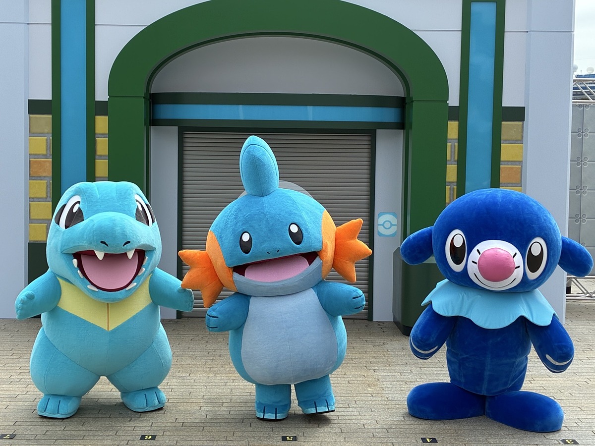 game_watch's tweet photo. 「ぽこポケ」横浜・赤レンガ倉庫でリアルゲートが開通！ ワニノコ、ミズゴロウ、アシマリ登場シーンをレポート　 https://t.co/hWFe2hRK1k https://t.co/LDgEByVl6D