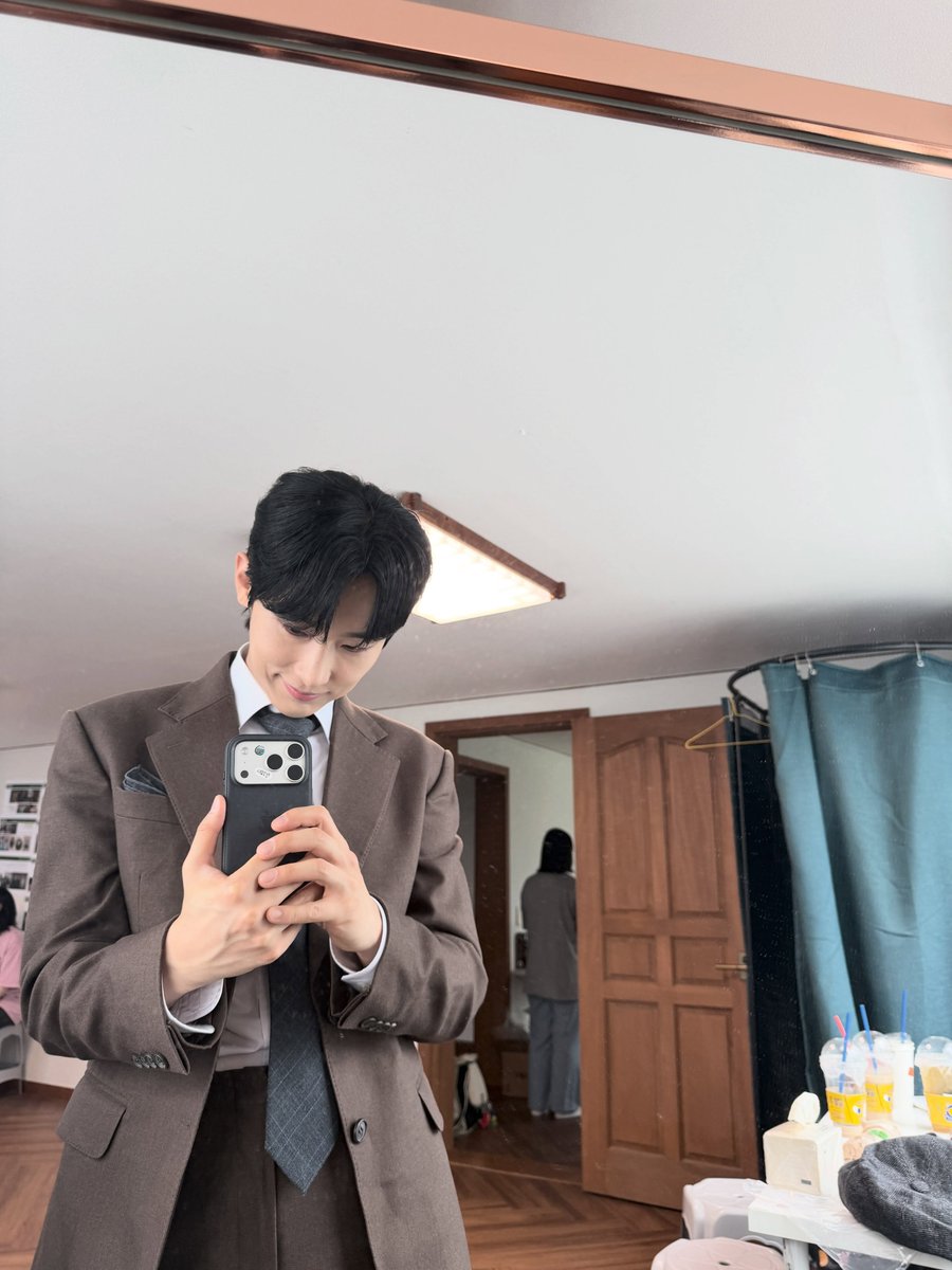 beyondtheethics's tweet photo. 🦊📱 #mood https://t.co/zyuuU9rgHa