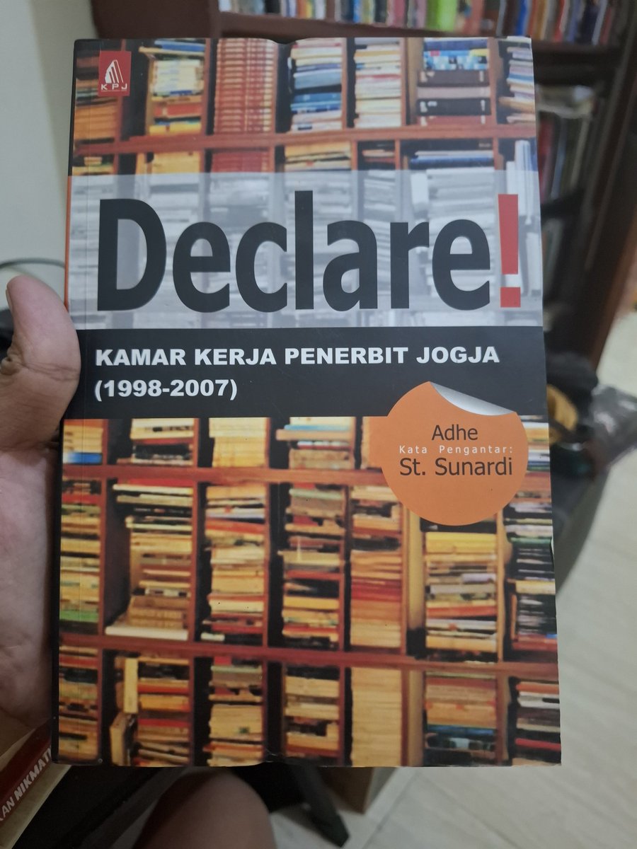 blessedchoke's tweet photo. Mas Adhe "Octopus" pernah nulis soal dinamika perbitan di Jogja dari pasca reformasi sampai 2007. Kayaknya kalo ada yang nerusin riset dan nulis soal era setelahnya bakal menarik banget 😁 https://t.co/TrrYugCpk9
