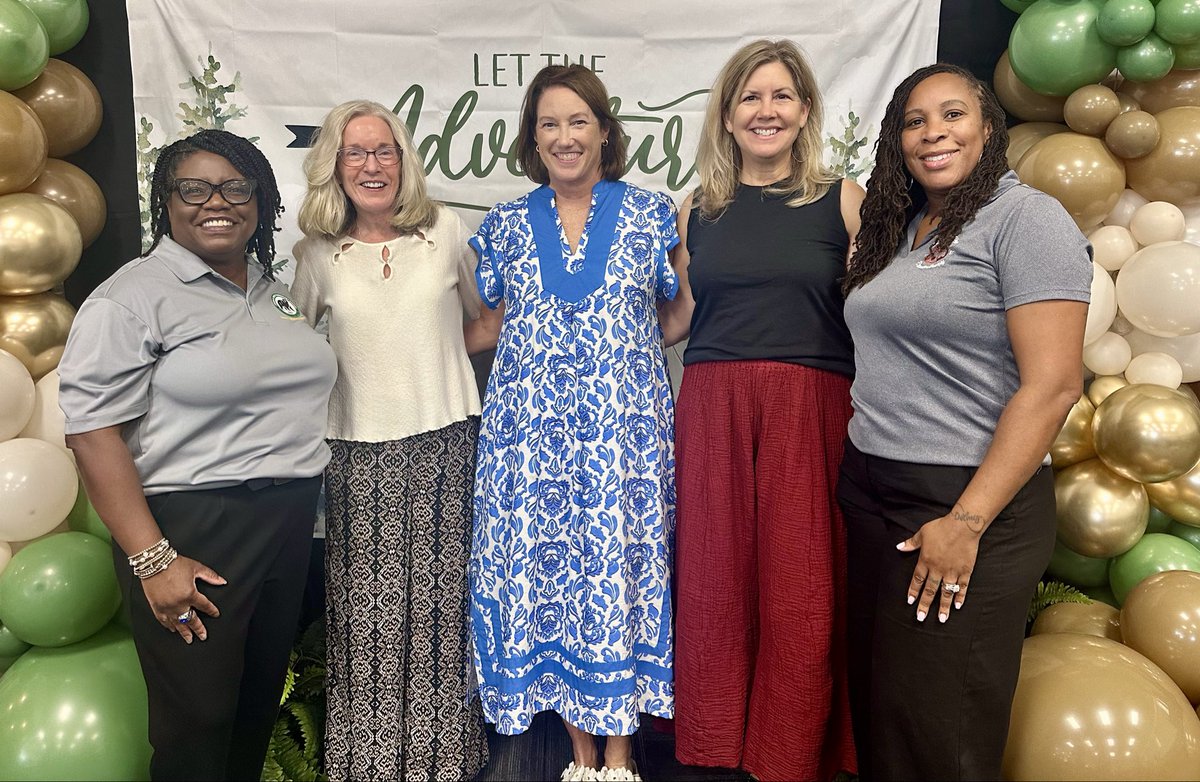 HeilangePorcena's tweet photo. What an amazing first day back with our incredible Riley family! A heartfelt thank you to our amazing community partners, St. John’s Episcopal Church for a wonderful first day breakfast! @LeonSchools #LettheAdventureBegin https://t.co/VGxo1Gywk8