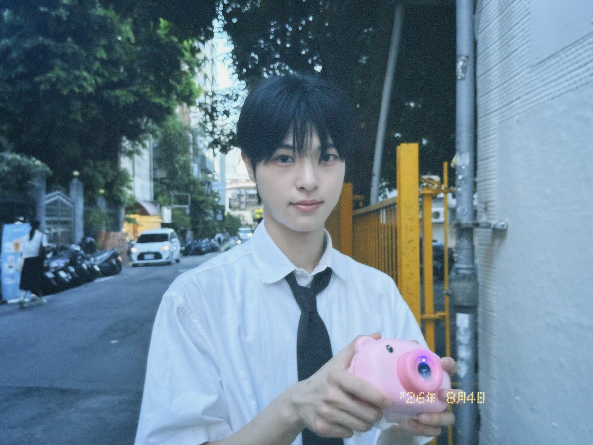 NewBeat_twt's tweet photo. [#김리우]

☀️☀️ https://t.co/0LNesPs2ng