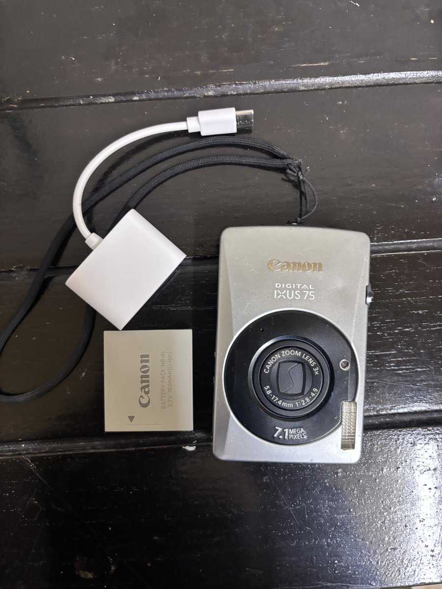cherr_beige's tweet photo. 🌟ขายค้าบ ไปทำใจมาละเพราะอยากได้ตัวใหม่ Cannon IXUS 75 
💸 3,400 ฿
📮 Free shipping 
ขอดูรูปจากกล้องเพิ่มเติมได้คั้บ

#กล้องดิจิตอลมือสอง  #กล้องดิจิตอลเก่า  #กล้องดิจิตอล https://t.co/u2zILmZj59