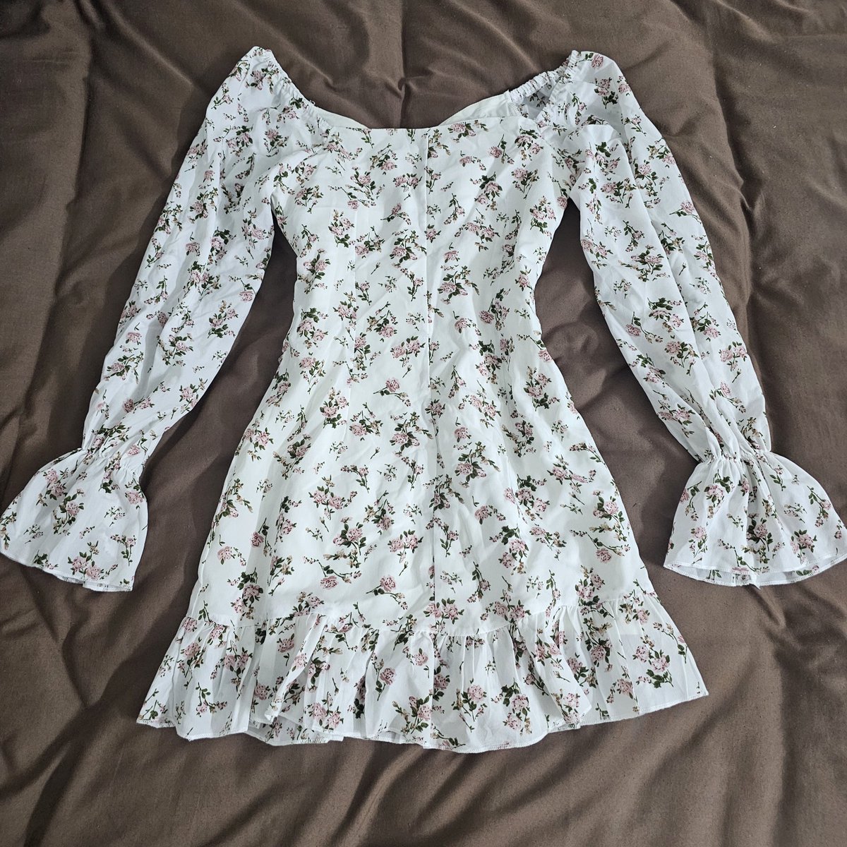 WManowan's tweet photo. เดรสน่ารักมาก
อก 30-32"
เอว25-26
สะโพก 35
ยาว 32
160 บ. 

#เสื้อผ้ามือสอง #ส่งต่อเสื้อผ้ามือสอง #ส่งต่อเสื้อผ้ามือ2 #ส่งต่อเสื้อผ้า #เสื้อผ้าเกาหลี #เสื้อผ้าสไตล์เกาหลี #ส่งต่อเสื้อผ้ามือสองราคาถูก #เสื้อผ้ามือสองสภาพดี #เสื้อผ้าราคาถูก https://t.co/N4jpDXrYPY