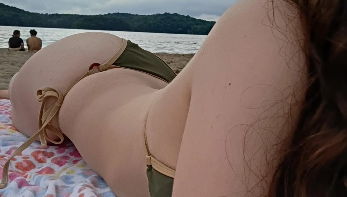 wilted_fleur's tweet photo. More pictures from swimming forever ago sigh I wanna go back pleaaaase let me swiiiim 
#nsfw #nsfwtwt #nsfwtwtًً https://t.co/BTR1Bc6RmM