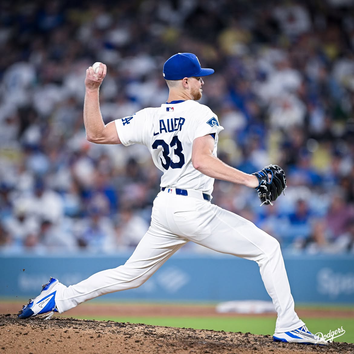 dodgerslite's tweet photo. Real lefty ace will save us tomorrow https://t.co/v4DsIZjoH9