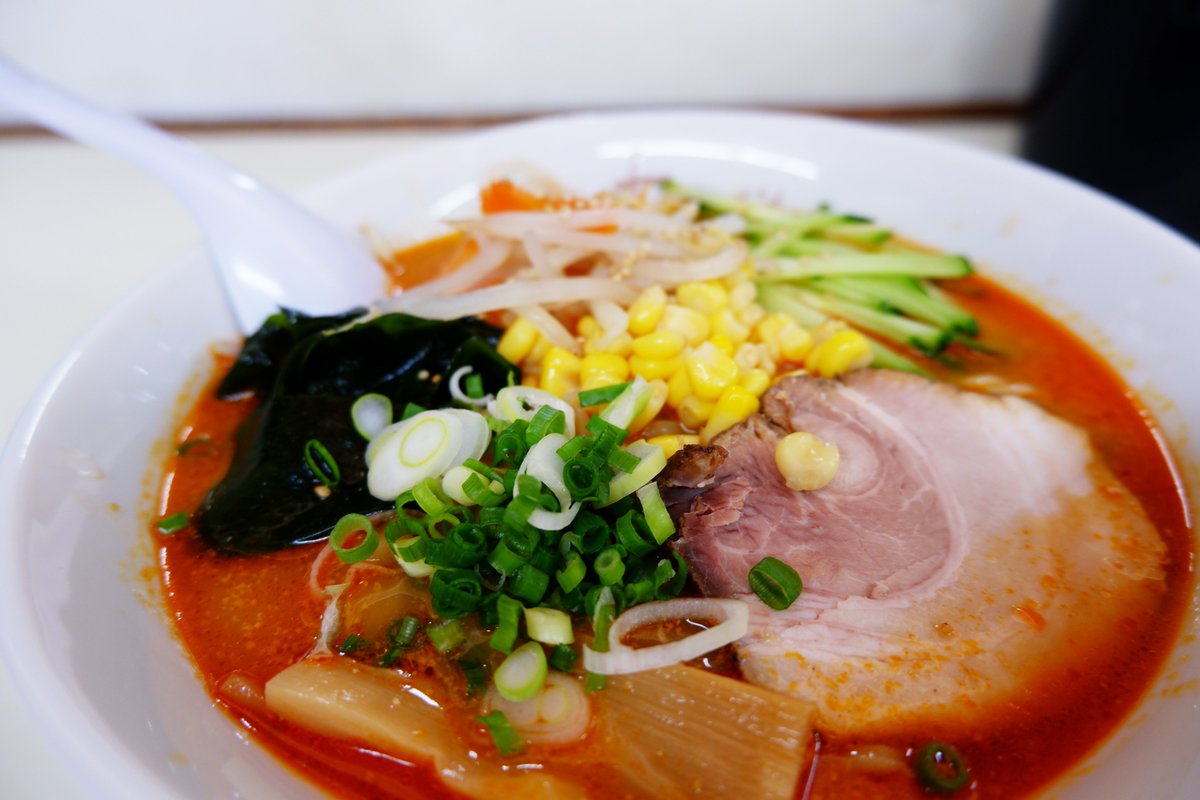 umasaniigata's tweet photo. 【栃尾名物・冷やしラーメン🍜】

新潟も梅雨明け！🌞

暑い日が続くこれからの季節に食べたいのが、栃尾名物「冷やしラーメン」

通称「冷丼（ひやどん）」とも呼ばれる、夏限定のご当地ラーメン✨

キリッと冷えたスープとツルツルの麺が、暑さを忘れさせてくれます😊

この夏、ぜひ味わってみてください！

👉 https://t.co/yYnB0HbIQ0

#新潟 #長岡