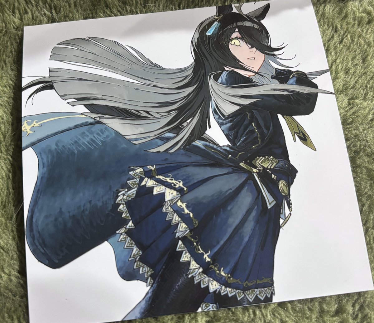 tako_yaki_yaki_'s tweet photo. 正方形の絵なのでましかくプリントおすすめ。ファミマで印刷したけど色はとても好み。コントラストが強めだから元より黒の発色が強い https://t.co/lZAq7RU2pb