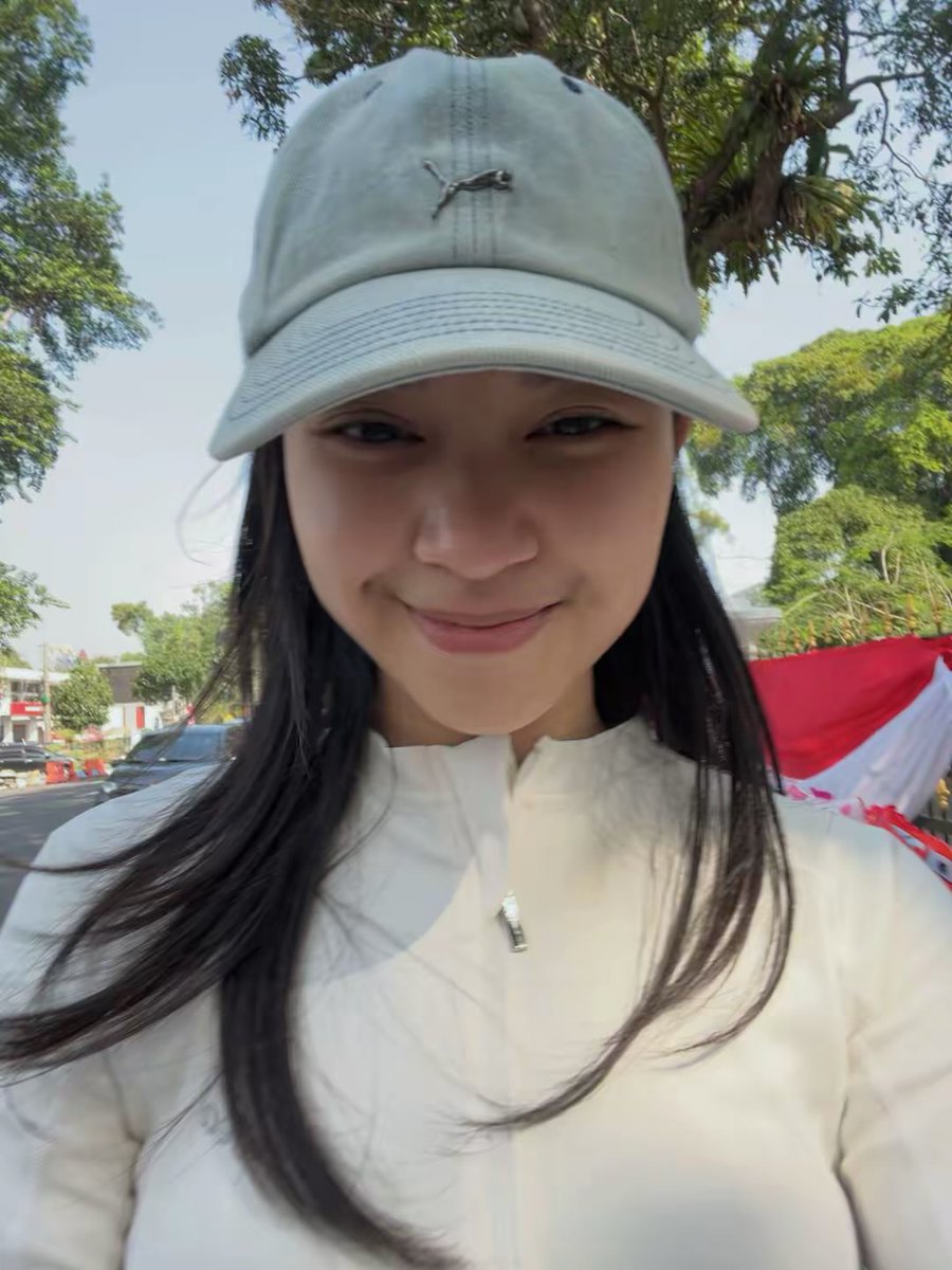 N_IntanJKT48's tweet photo. 😚 https://t.co/p8Q1Eiqcxf