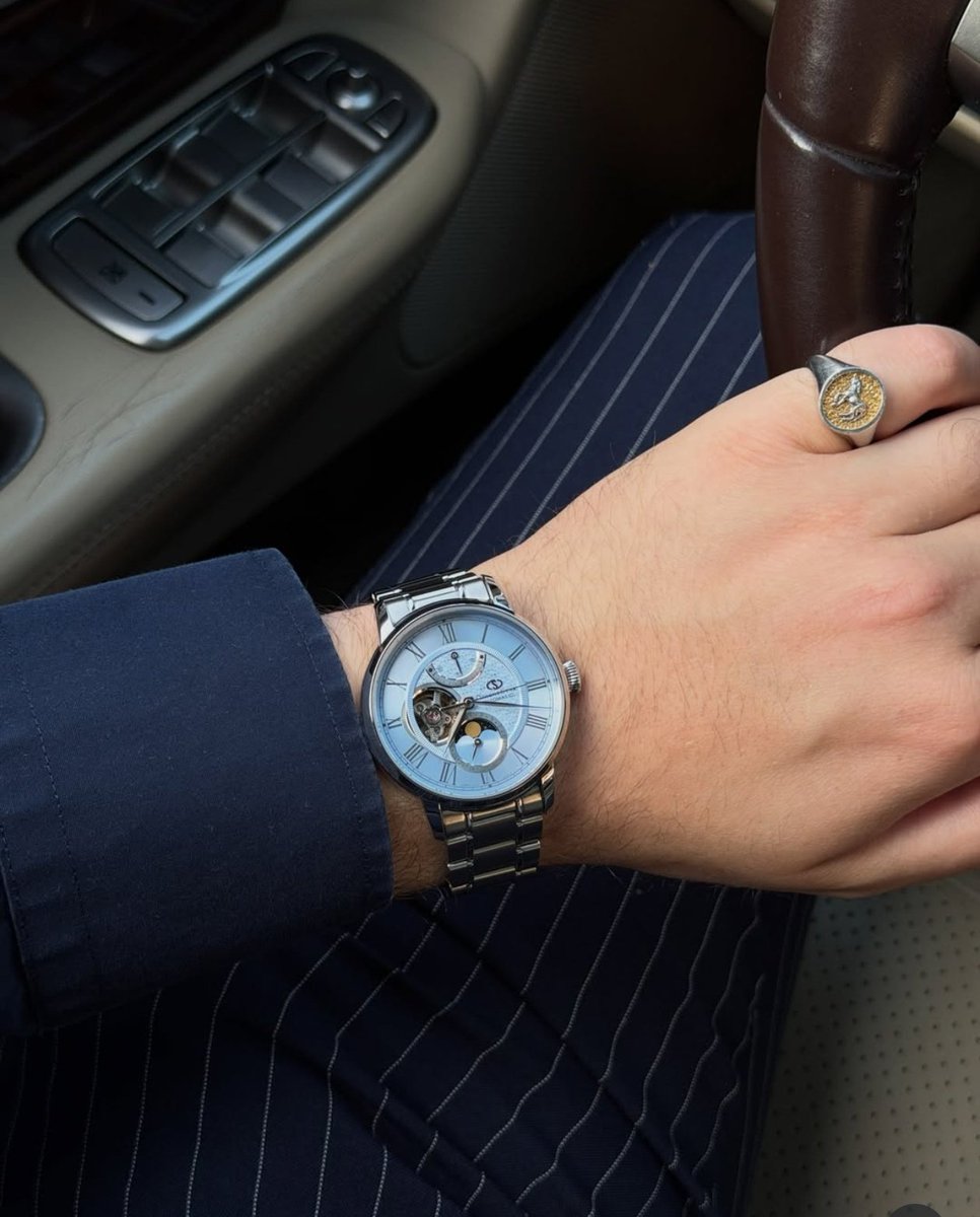 BossCode_12's tweet photo. Luxury fades. Taste remains.

Ralph Lauren Purple Label. https://t.co/Ik2bNPQhaX