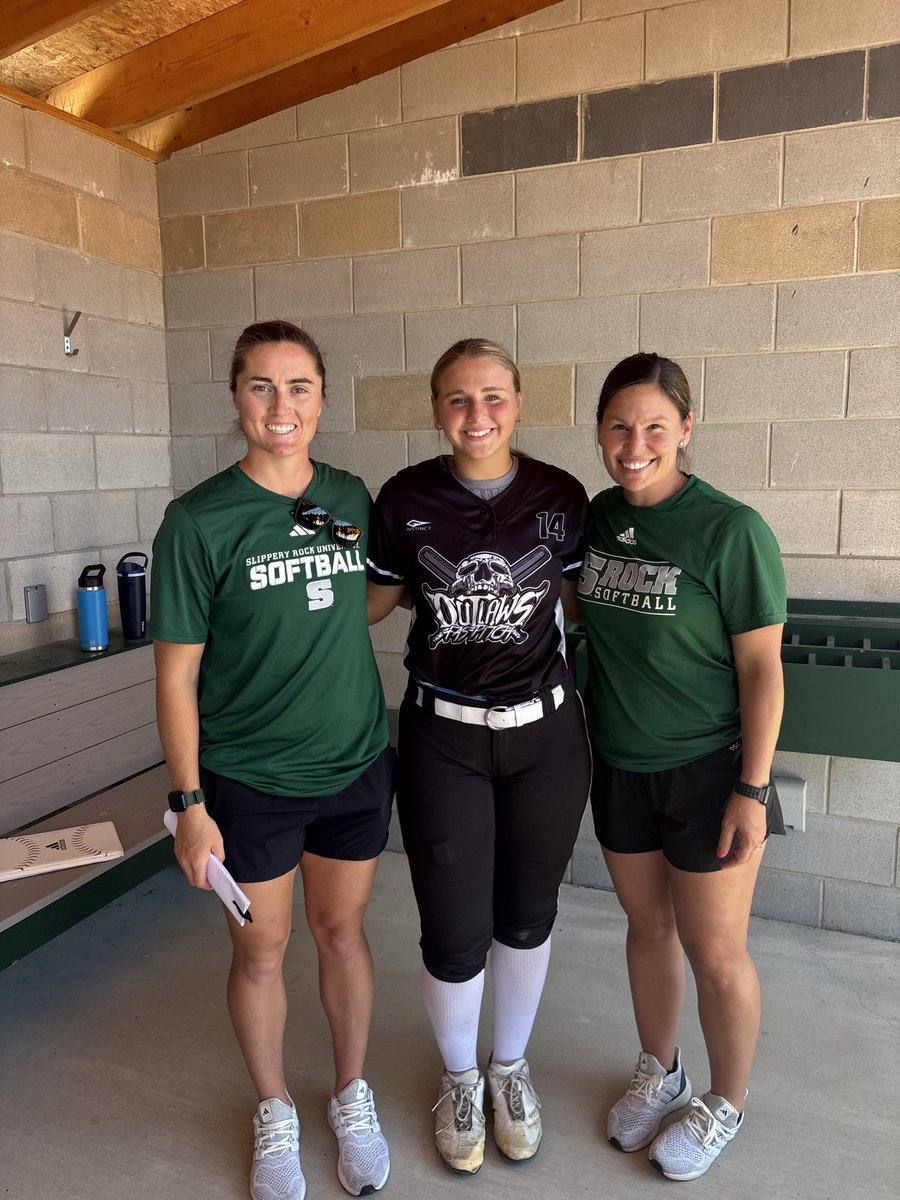 DaniTrain14's tweet photo. Had a great camp at @SRU_Softball! I enjoyed the competitiveness and instruction given during the camp! Thank you coaches for hosting it, I had a great time! Also got to see some close friends! @SongerLayla2028 @SadiePoole88 
@teampatoal https://t.co/Ip4T1r3aTW
