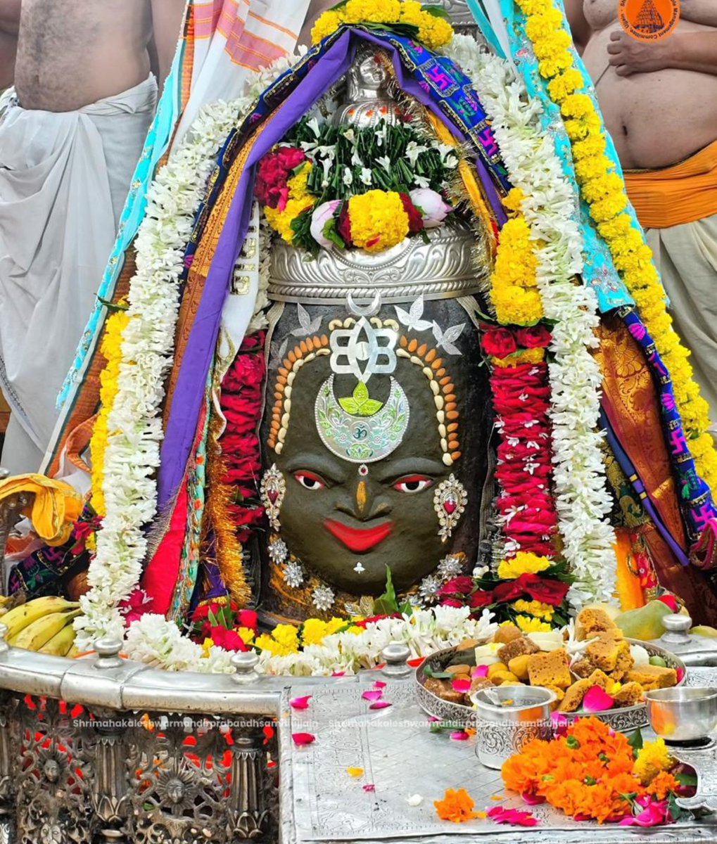 KailashOnline's tweet photo. जय श्री महाकाल 🚩🚩🚩 https://t.co/mUgIpt1WXN