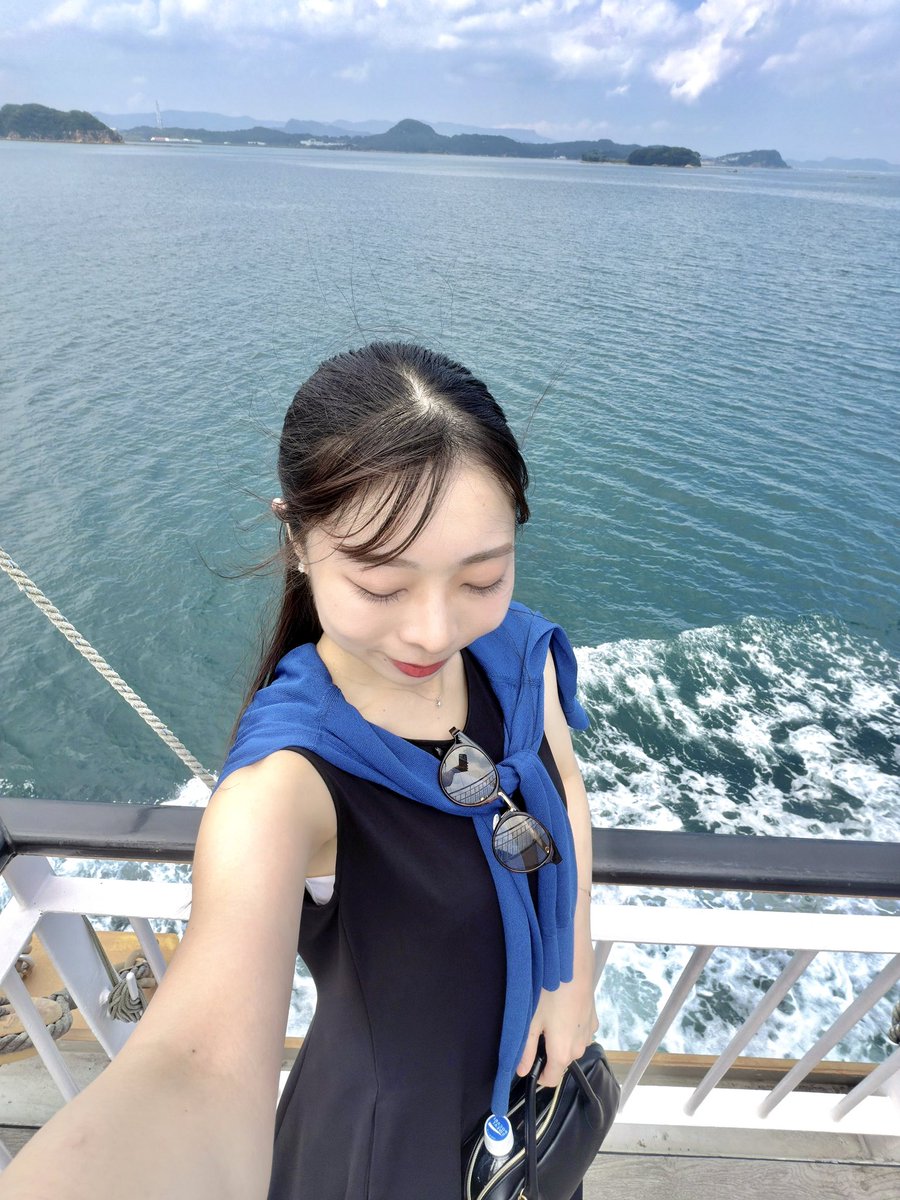 riko_matsuguchi's tweet photo. 朝10時から1人で九十九島クルージング🚢 大自然と致死量の日光を全身で浴びてきた、気持ち良い〜〜 https://t.co/hRGc3FOwuO