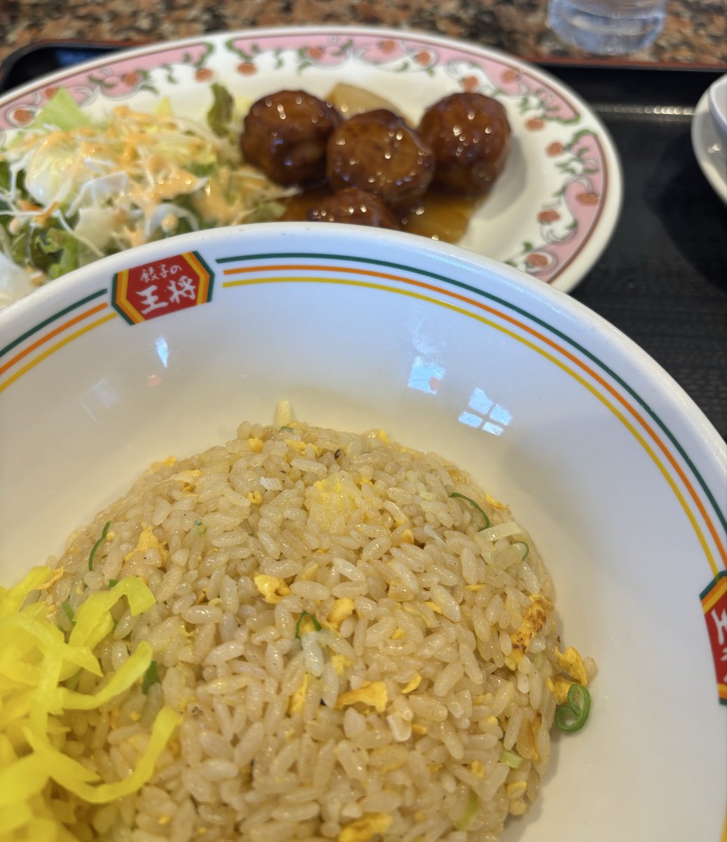 menichiban's tweet photo. 久しぶりの
王将日替わり https://t.co/gj45Vxaw99