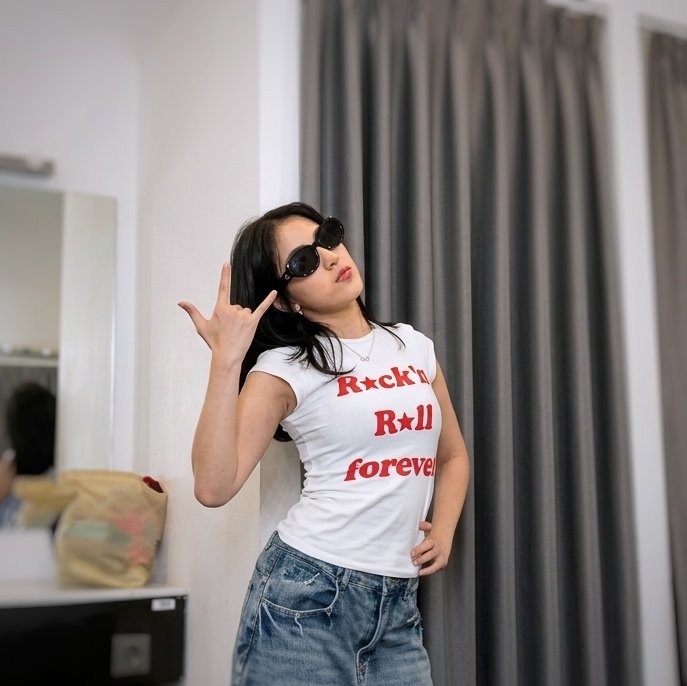 maungkyy's tweet photo. Selamat pagi orang keren 🤟🏼😎 @Danella_JKT48 https://t.co/E04jHsuHF1