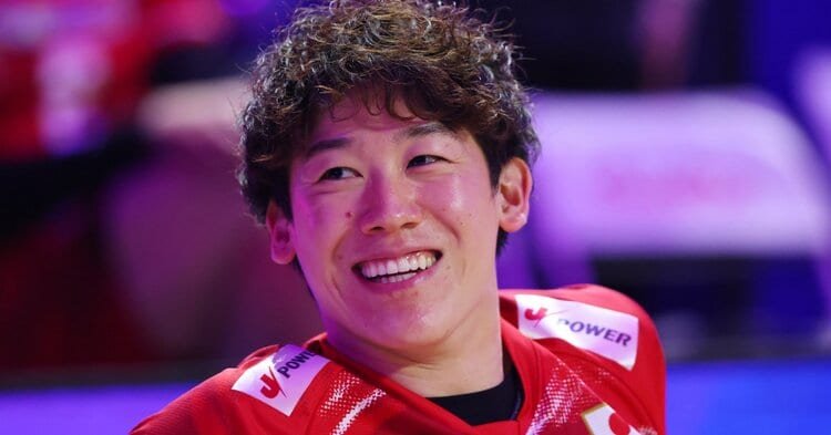 hainakyuu_'s tweet photo. [Excerpt] Yuki Ishikawa on the idea of taking a long break from volleyball:

“I think some people might feel like they’ve given everything they have for the national team, or that they’re tired and want to take a break. Of course, I have those feelings too, but for me, I feel like taking a short break would be enough. If I have some time off, that’s totally fine. I don’t really think about wanting to take a long break. Well, it’s not like I have anything else to do, anyway. (laughs)"