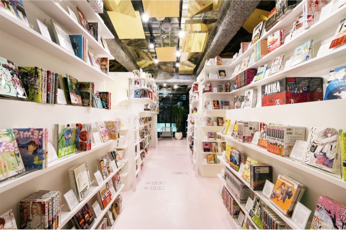 enjoy_tokyo's tweet photo. 都内・東京近郊でおすすめのブックホテル5選📚✨

本に囲まれた空間で眠れるホテルや温泉を完備したホテルなど、読書を満喫できるおすすめのブックカフェをご紹介します😊

・BOOK AND BED TOKYO 新宿店
・MANGA ART HOTEL, TOKYO
・箱根本箱など

詳細はリプから👇 https://t.co/pqhrbnL5GE
