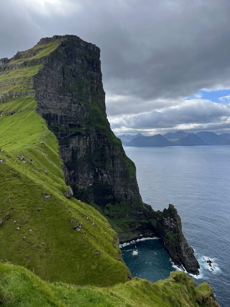 ____flowers__'s tweet photo. Faroe Island https://t.co/vVJagNwNfZ
