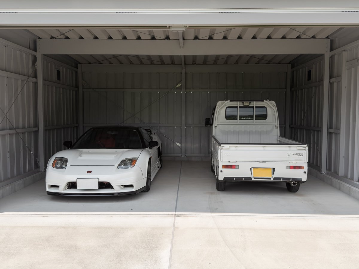USK2269's tweet photo. →最速で農道を駆け抜ける為のHONDA
←最速で隣町の集会所に行く為のHONDA https://t.co/IEpNm22Rk3