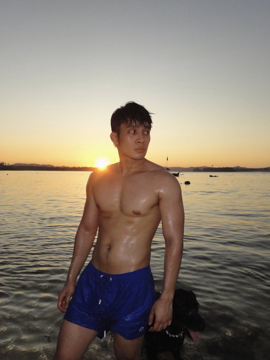 kcedrickwithak's tweet photo. under the golden burning sun https://t.co/DZppq2j7c0