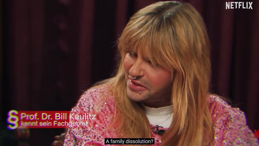 Pau_humanoid's tweet photo. En uno de los casos una chica menciona algo sobre "divorciarse" de su hermana. Bill finge interés en dicho proceso (simbólico claro), y Tom está ESCANDALIZADO! #BillKaulitz #TomKaulitz https://t.co/z3qhSxkKqZ