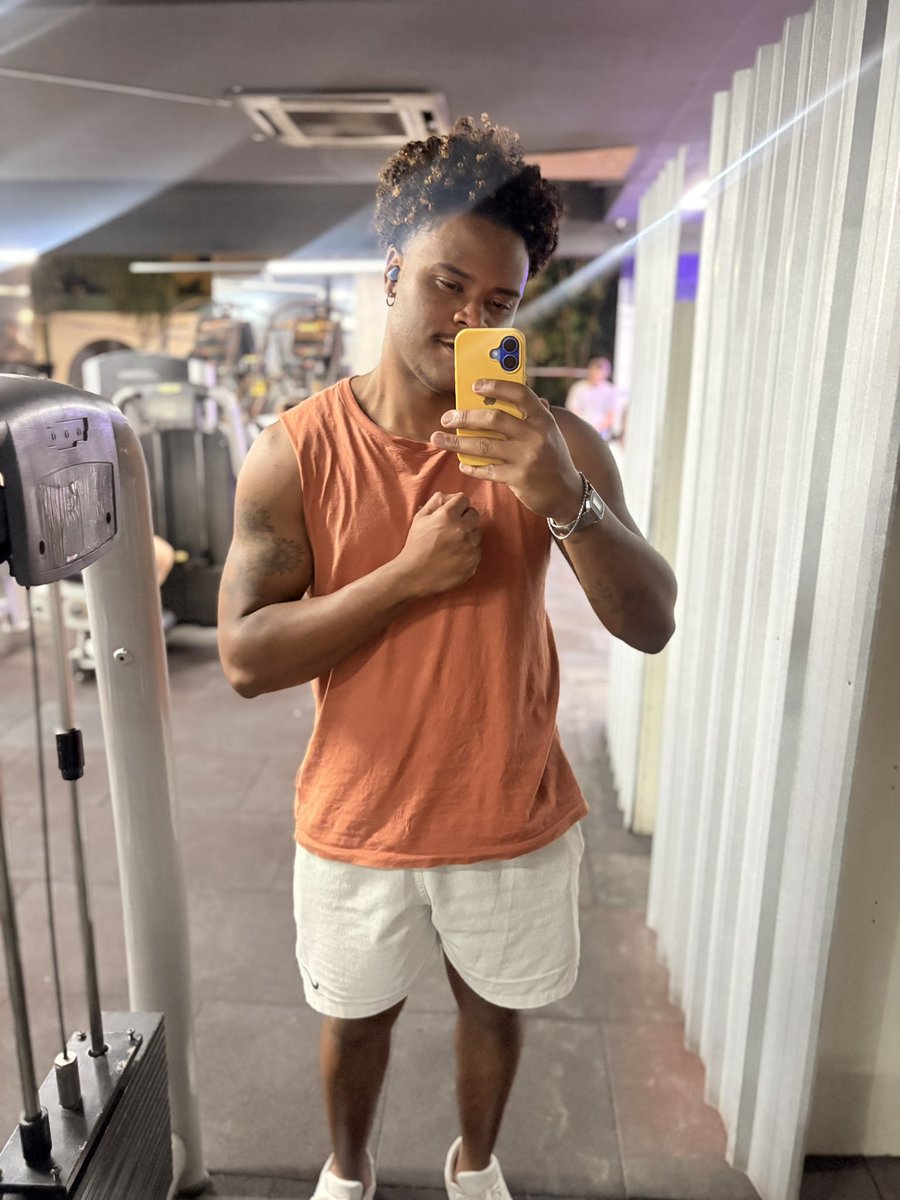 Pe1Talles's tweet photo. Pago o de hoje em .. https://t.co/KhhkWUDDPL
