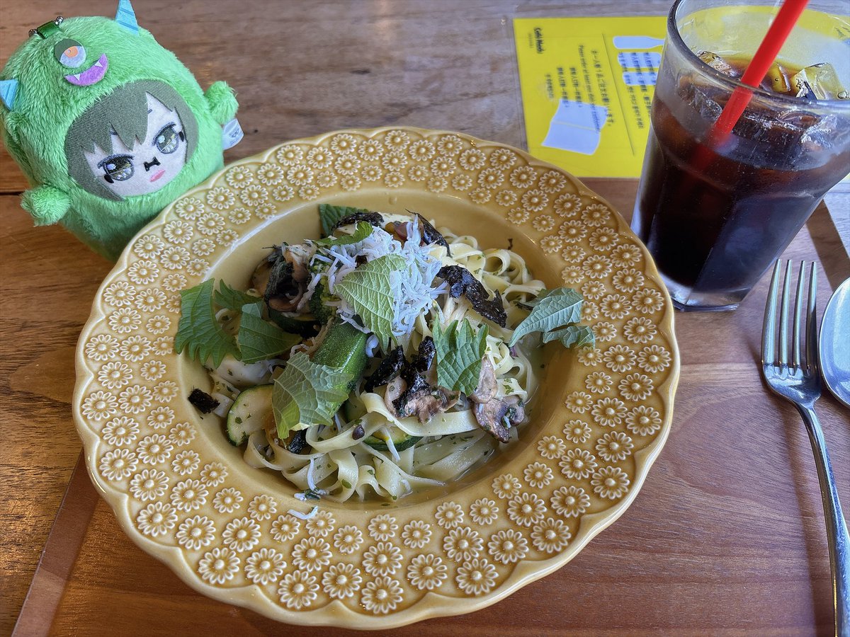 MonyamaDays's tweet photo. 江ノ島に来てるﾔｰ！
 #今日のモンヤマ https://t.co/uNOqdeogWW