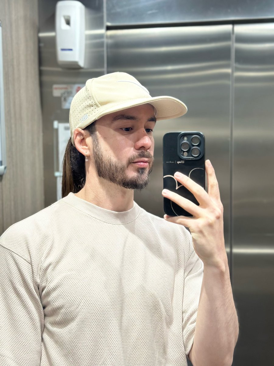 holaguilloo's tweet photo. PD: Hoy me Sentí Lindo 🥰 https://t.co/xJ703ulgbA