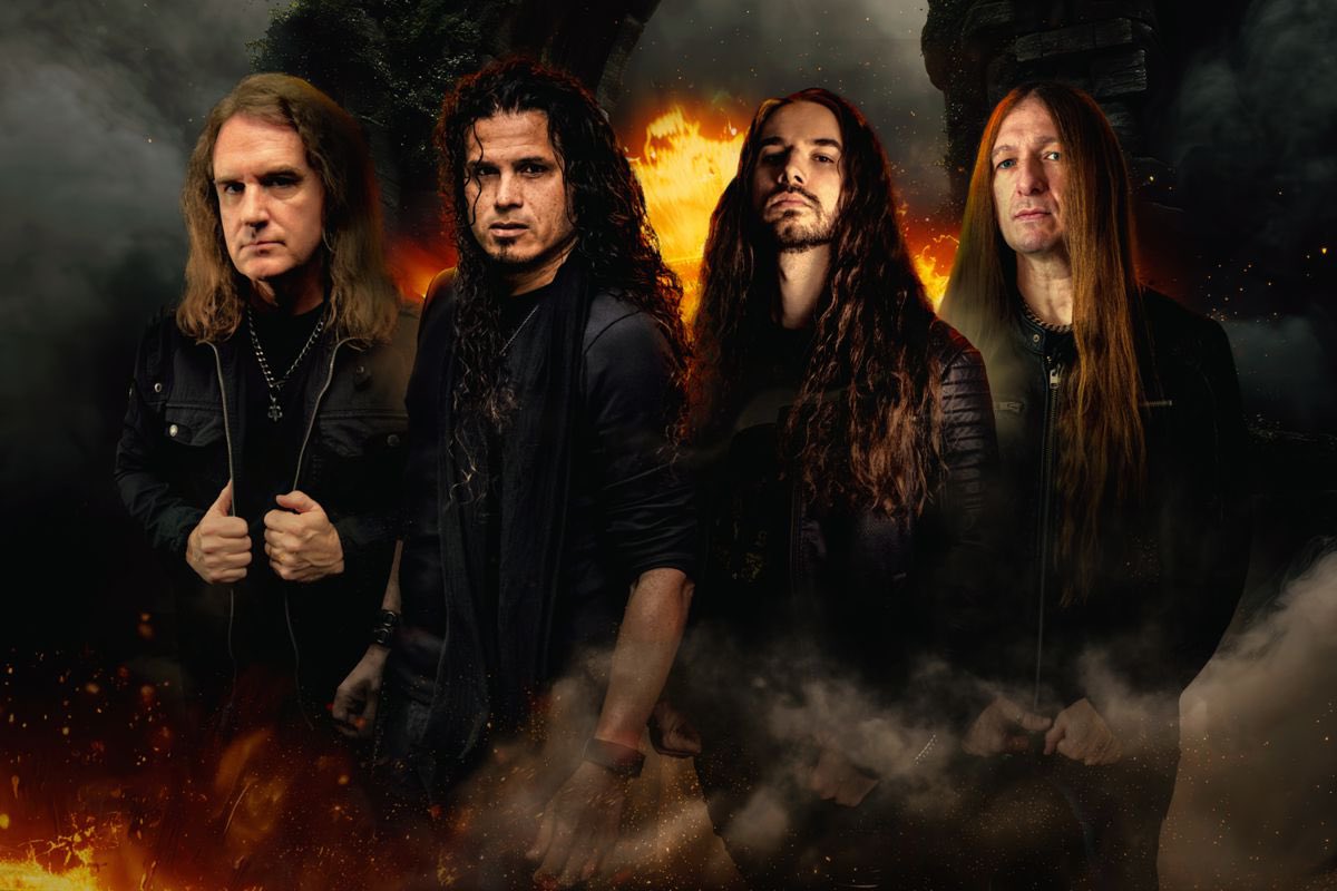 buzz_kunst's tweet photo. #NowPlaying 【No. 922】

Ellefson-Soto - Unbreakable (Official Video)

（From 2nd Album "Unbreakable", 2025）

#HeavyMetal 
#HardRock 
#JeffScottSoto 
#DavidEllefson 
#EllefsonSoto 

https://t.co/0Tt66ruAcB @YouTubeより https://t.co/yKV5aZ1Y08