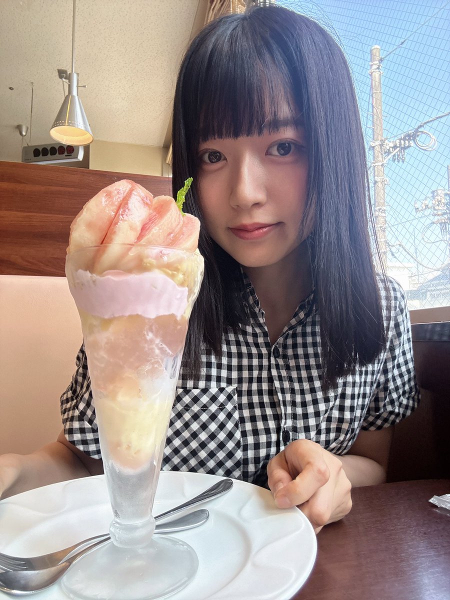 tsubame_BRGH's tweet photo. 君たち 桃！桃！桃！桃だね！！！🍑✨️ https://t.co/Z7PCEBndYT
