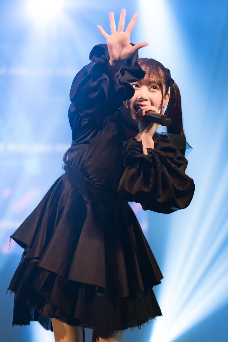sona_aoyagi's tweet photo. おはよう♡
今週日曜日にはライブが2本です♪

❶お昼のBLUEGOATS主催対バンライブには、
PIGMONZさんと二丁目の魁カミングアウトさんが出演してくださります🍀
3グループで楽しい1日をお届けするので、ぜひ遊びに来てください♪

❷夜はお久しぶりの新宿Marbleさん！！
メンバーシップに入ってくれてる方はワンコインで入場できます♪詳細もぜひ見てみてくれたら嬉しいです💭
ぜひ遊びに来てね〜！💘

楽しみだな〜！！