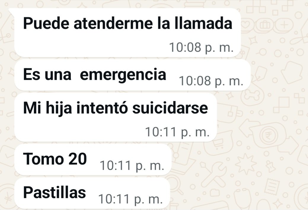 JulietaSagnay's tweet photo. Un llamado a los colegas de Emergencia:

Voy a estar pendiente de este caso. Se trata de una adolescente de 15 años encontrada por la Policía en la vía pública con alteración del nivel de conciencia. 

Ante esta situación, solicité que sea trasladada de inmediato al servicio de Emergencia de un hospital.
@Salud_Ec

Sin embargo, es importante recordar que, si se confirma o existe la sospecha de un intento de suicidio, la atención no puede limitarse a un lavado gástrico, estabilización médica y alta domiciliaria.

Desde la psiquiatría, todo intento de suicidio constituye una urgencia psiquiátrica y un marcador de alto riesgo de nuevas conductas suicidas, especialmente durante los días y semanas posteriores al evento. 

La evaluación debe incluir el análisis del riesgo suicida, la presencia de trastornos mentales, consumo de sustancias, factores familiares y sociales, así como la capacidad de contención del entorno.

Desde el punto de vista médico-legal, un alta sin una adecuada valoración psiquiátrica y sin garantizar la continuidad del tratamiento puede representar una desviación del estándar de atención, con potenciales implicaciones de responsabilidad profesional si ocurre una nueva tentativa o un desenlace fatal.

Lo recomendable es mantener el ingreso hospitalario cuando el riesgo persiste o, si el establecimiento no cuenta con Psiquiatría, realizar la referencia inmediata a un hospital de especialidad, asegurando la continuidad asistencial y dejando constancia documentada de la evaluación, las decisiones clínicas y el plan de manejo.

En adolescentes, cada intento de suicidio debe considerarse un riesgo vital hasta demostrar lo contrario. 

La prioridad no es únicamente salvar la vida en ese momento, sino prevenir el siguiente intento.