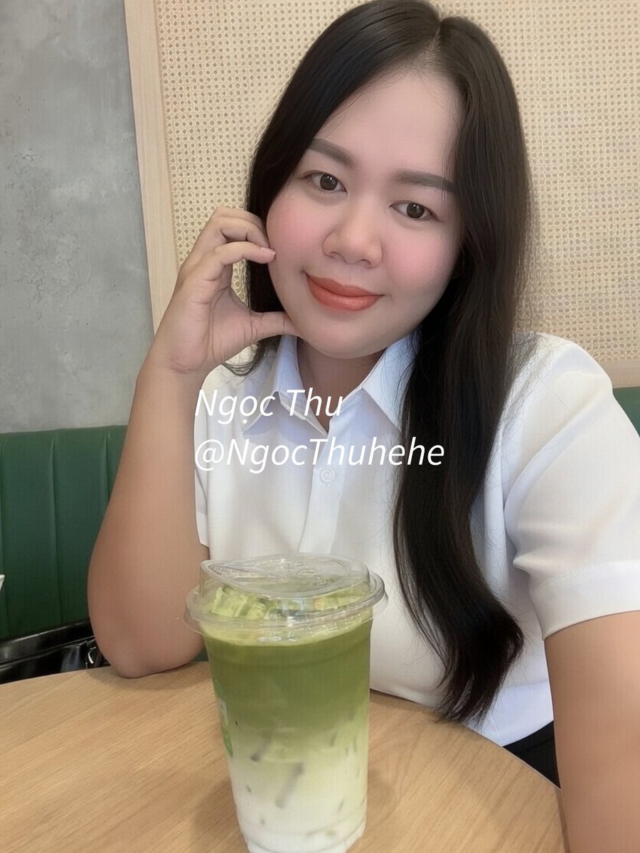 NgocThuhehe's tweet photo. Người ta thì có lúc đẹp lúc xấu
Còn mình thì lúc nào cũng mập 🤭🤭 https://t.co/3iUiL4Lg7K