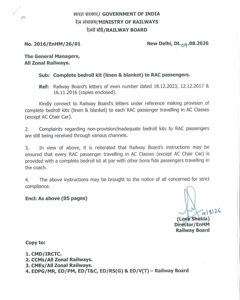 StaffNews_In's tweet photo. Complete bedroll kit (linen & blanket) to RAC passengers: Railway Board Order on complaints regarding non-provision/inadequate bedroll kits
https://t.co/ndaFU1IJwO
#RailwayBoard #IndianRailways #RACTicket #Railnews #Staffnews #Tour #LTC https://t.co/5REnnPuRow