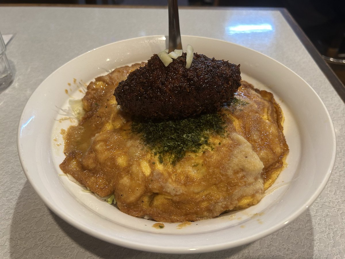 sakurapess's tweet photo. これ何丼？🤔
当てれたら連れてってやるよ
ご飯400gあるから覚悟しとけ https://t.co/HIW5pmPXpQ