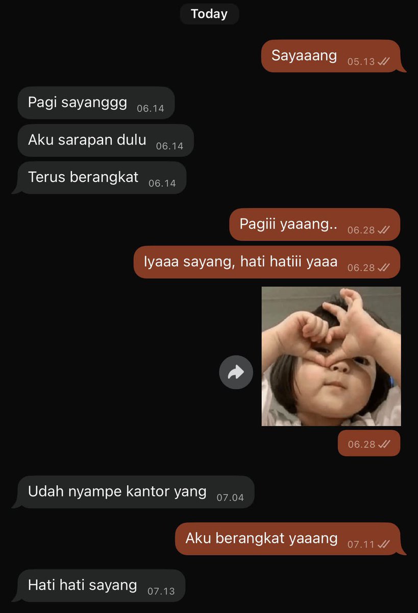 bostambangg_'s tweet photo. Aku protes bgt kalo ga dikabarin, trs denger di podcast sebelah ada yg bilang, “laki2 itu kyk an****g, jadi harus diajarin, diarahin, dikasih rewards” kita cobaaa implementasi yaaa.. kalo mereka lupa nanti diingetin lagi aja. Bismillah yaaa!! 🤣🤣

cc : luthfiawati https://t.co/ssy526c64K