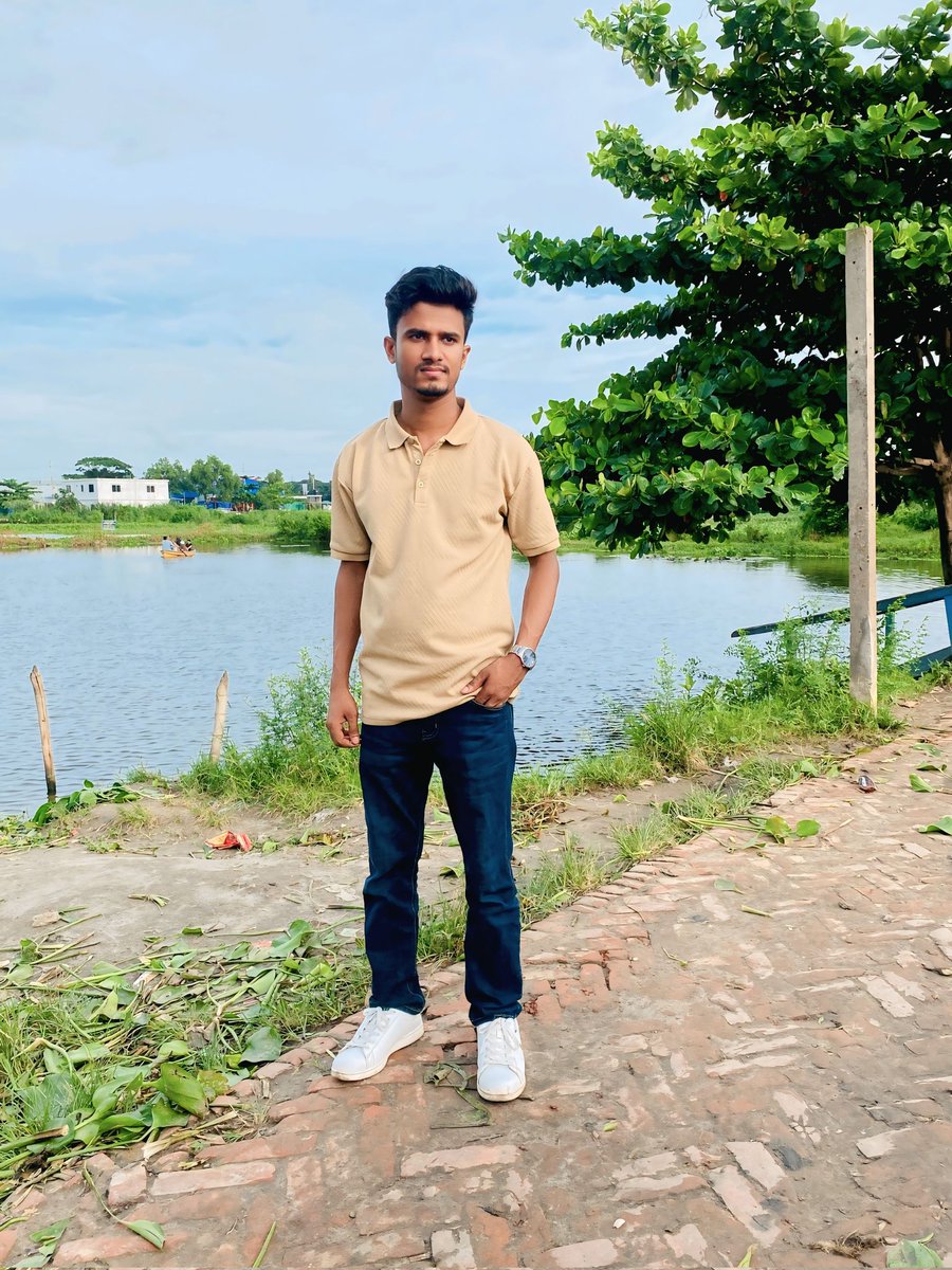 mdhasnainbh's tweet photo. অপেক্ষা এক ধরনের যন্ত্রণা তবু"ও মানুষ 
মানুষের জন্য অপেক্ষা করে.!!💔😶

#jurain  #Dhaka #Bangladesh 
#MohammadHasnain 
#mohammadhasnainbh https://t.co/Qs18s6UFH1