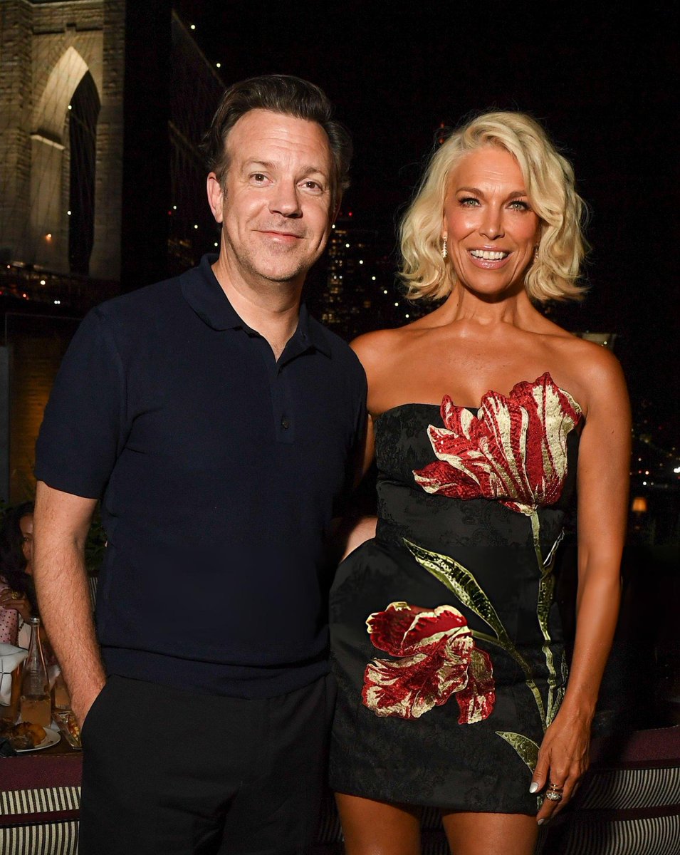 CasaraSmith's tweet photo. NEW MOM AND DAD PHOTOS JUST DROPPED https://t.co/4s4D1S5ki2