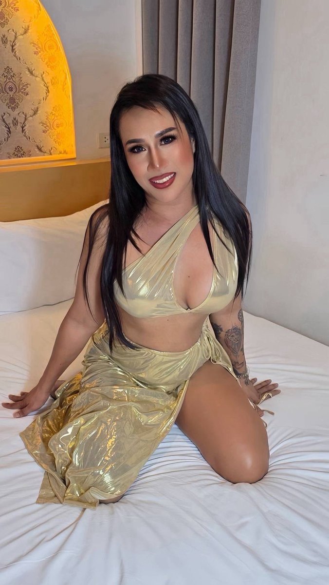 txindakan's tweet photo. #ladyboy_jeddah #jeddah #ladyboy_both_in_jeddah #jeddah_ladyboy hi😉 https://t.co/XArTgv7s9N