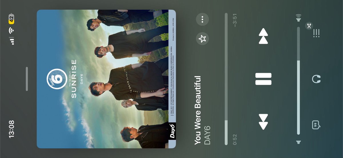 mqwtter's tweet photo. ทั้งวันละ อกหักจากไหนไม่รู้ https://t.co/M7WLizGaxP