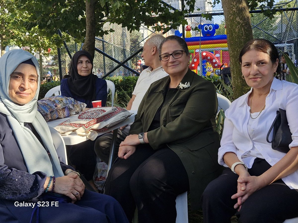 inciozeke's tweet photo. Vatandaş Soruyor, Başkan Cevaplıyor” programı kapsamında Esenevler Mahallesi’nde Belediye Başkanımız Sayın İsmet Yıldırım ve teşkilatımızla birlikte kıymetli komşularımızla bir araya geldik. Hemşehrilerimizin talep ve önerilerini dinledik…
@akkadinumraniye https://t.co/npddHiuniq