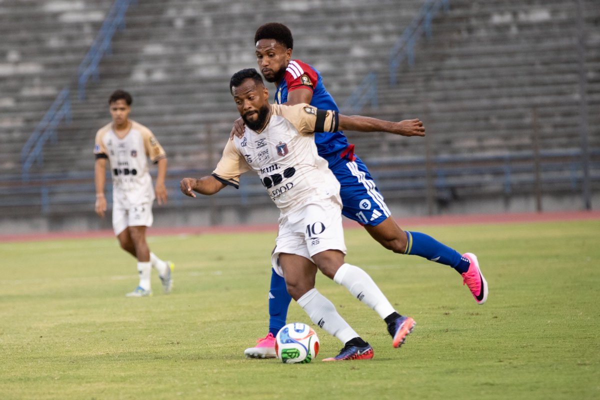 LigaFUTVE's tweet photo. ❤️ • Cariaco Gonzalez y Andrés “Miki” Romero están de regreso en @Monagas_SC 

👀 • Cariaco disputó los 90’ y generó la acción que terminó en el gol de Ronald Rodríguez, mientras que “Miki” volvió a sumar minutos tras disputar todo el primer tiempo

📸 • @freeloop | @JPabloLobo 
#LigaFUTVETriunfobet