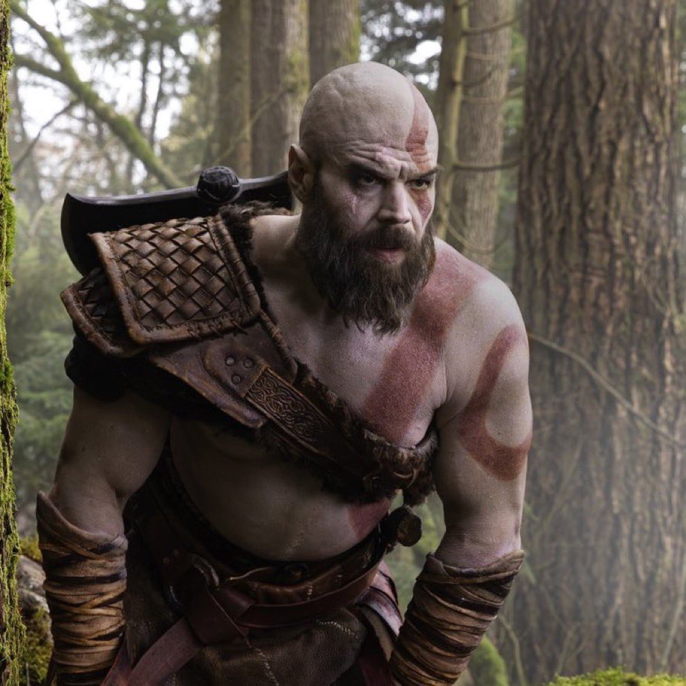 HabisNontonFilm's tweet photo. Dave Bautista dikabarkan dalam tahap negosiasi untuk meranin Kratos di series GOD OF WAR.

Dia gantiin Ryan Hurst yang cedera robek biceps pas syuting seriesnya berjalan 4 bulan. https://t.co/Ce6lrtjJuT