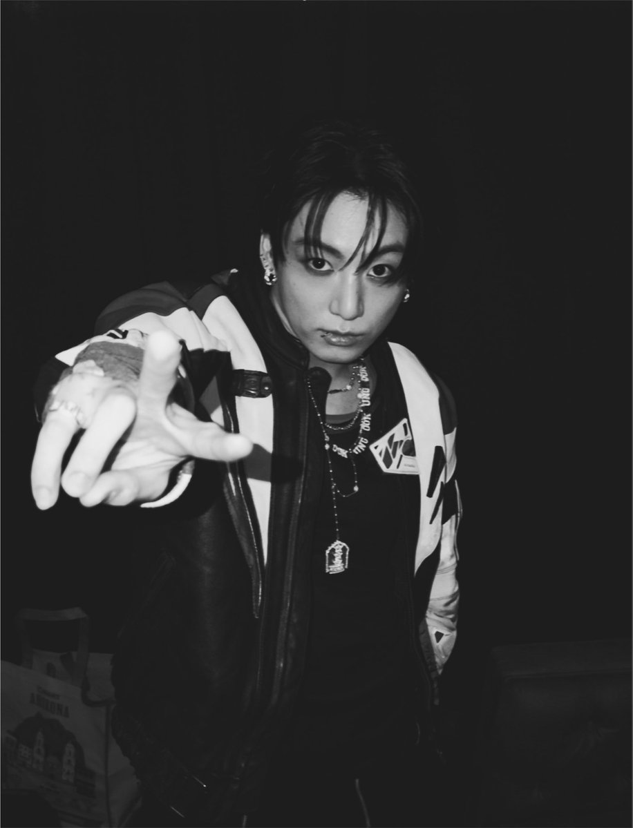 OMEKTHGA's tweet photo. THE HOT ALPHA            HIS PRETTY OMEGA https://t.co/o4rHjX2WN4