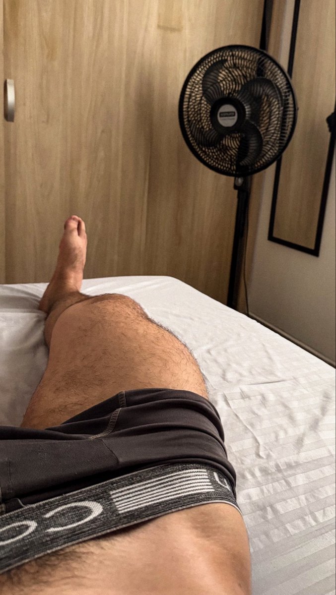 Miguel_Osorio07's tweet photo. Sí sí, muy chimba ser piernón, pero hablemos de los calambres tan hpts 😵‍💫🥵 https://t.co/KJR38rsAkG