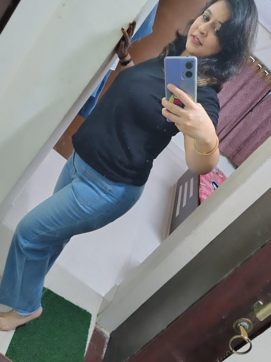 officialpriya0's tweet photo. 😍❤🥰 https://t.co/YYMX5FP1dD