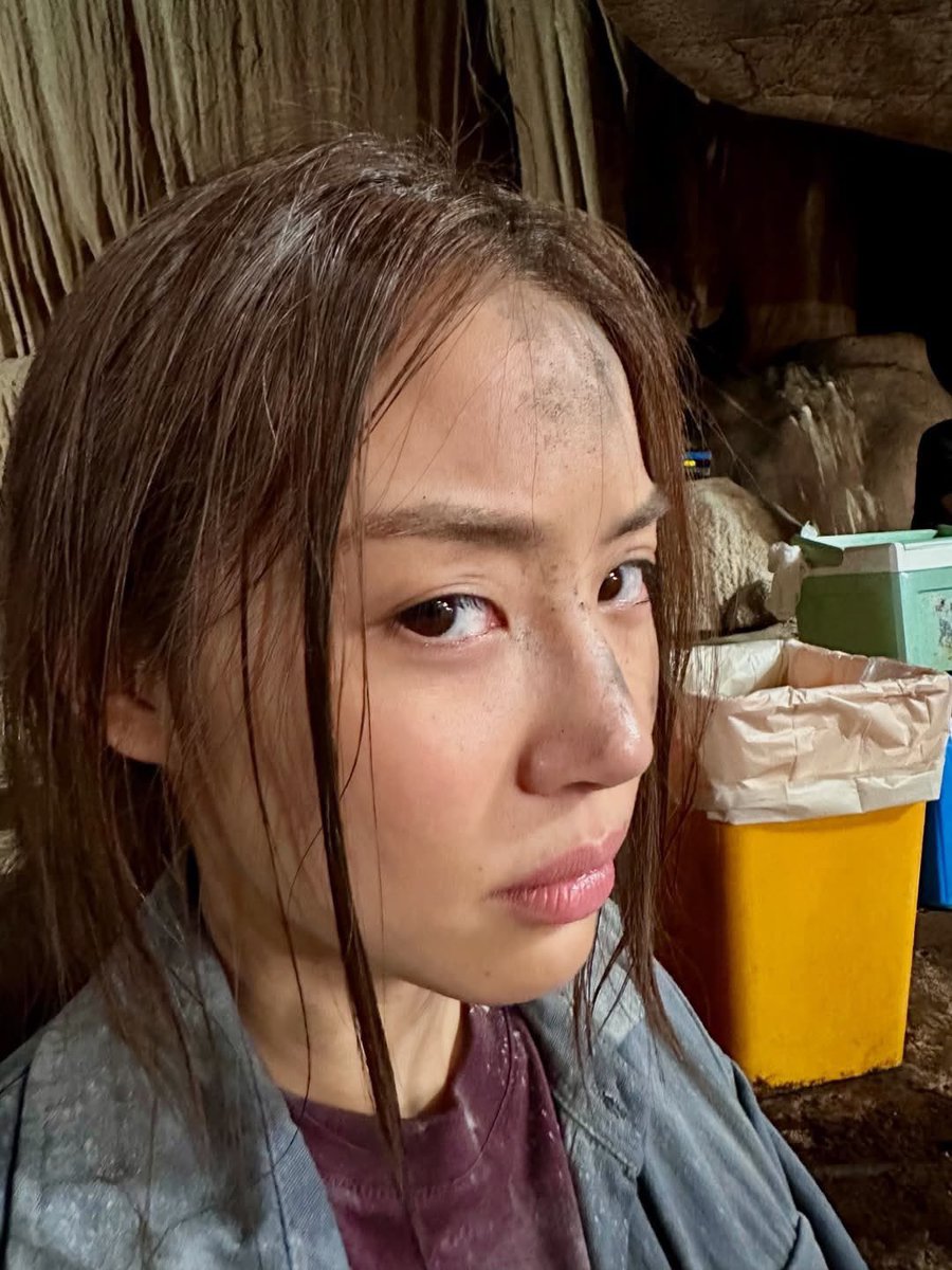 JeaSupatSchuett's tweet photo. I’ll never mind being stared like she’s judging my whole existence if she’s the one doing it, I’ll say more please 🫣

#LenaMiu #ลีน่าหมิว
#MiuNatsha #หมิวณัชชา https://t.co/OfgAMeUgkQ