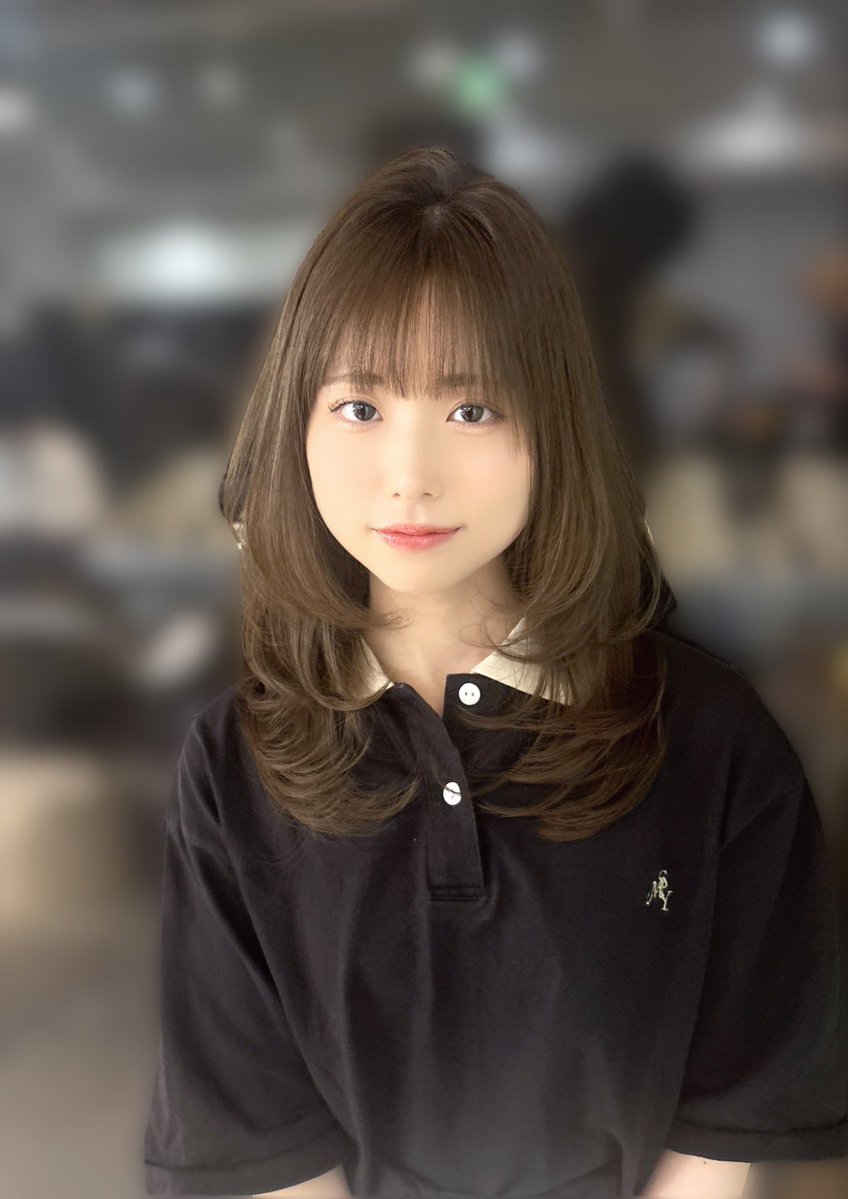 dadadadankan's tweet photo. 三宅さんご来店

色は赤、オレンジを消しながらグレージュに
カットは引き続きレイヤーをキープしてます✂️

今回はコテで内巻きワンカールにいれてヘアオイル仕上げです🙇‍♂️

いつもありがとうございます🤝 https://t.co/7uzt4TAu8f