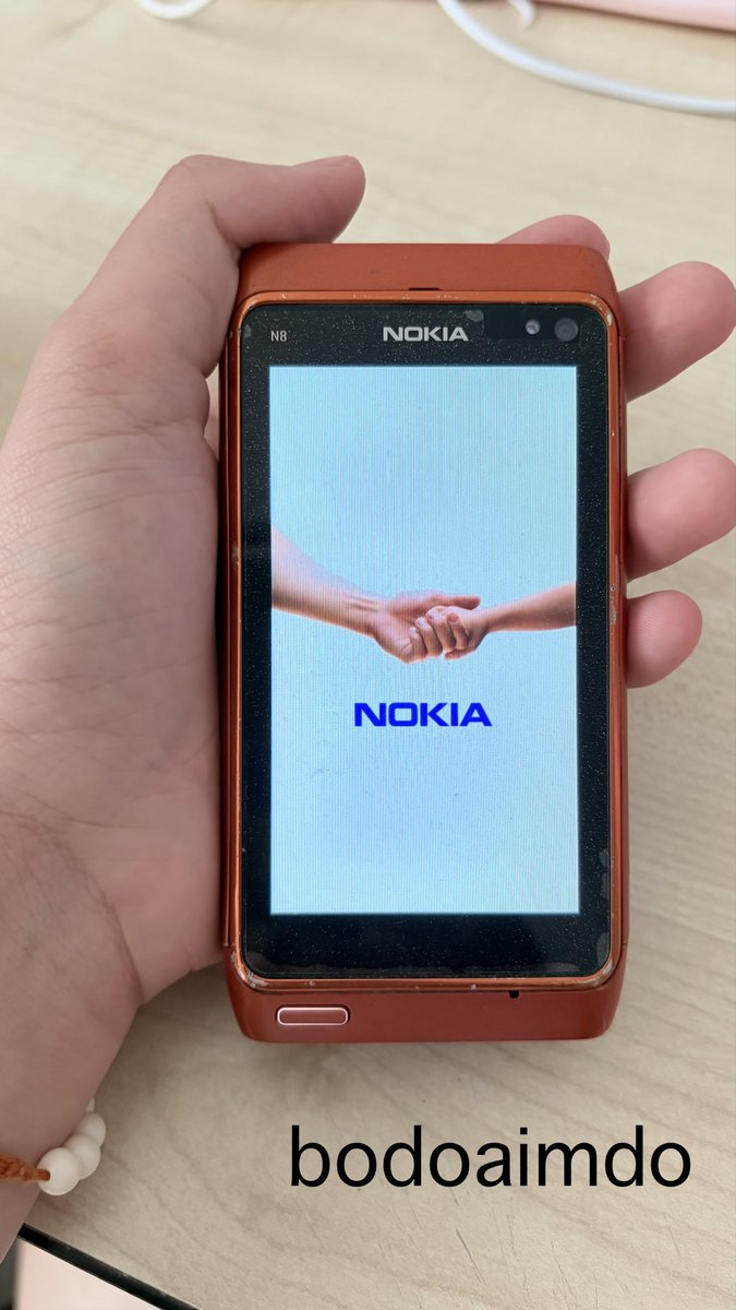 aimdo's tweet photo. ขายกล้องมือสอง Nokia n8 ทักมาสอบถามเพิ่มเติมได้ค่ะ 1xxx🍭 สนใจdmมาเลย
#กล้องดิจิตอลมือสอง #ส่งต่อกล้องมือสอง #nokian8 #ขายโนเกียเอ็นเเปด #กล้อง https://t.co/CUQnNgbWOc